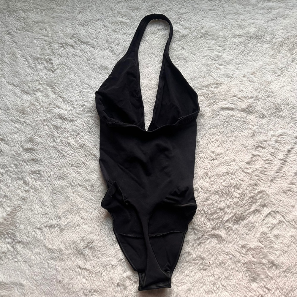 Skims Women's Black Plunging Halter Thong Bodysuit Size Medium NWOT